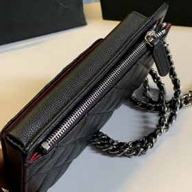 CHANEL цепочка для мобильного телефона, Эта сумка имеет удобную к