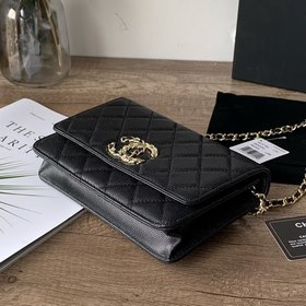 CHANEL Классическая сумка через плечо из кожи цвета «икры» Новейш