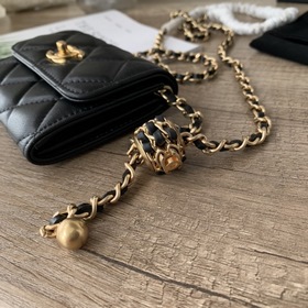 CHANEL 22S WOC Новая модель кошелька Длина цепочки с золотым шари