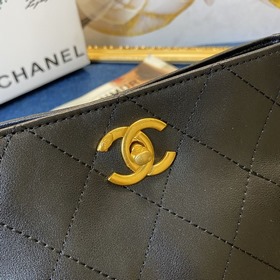 CHANEL Ретро-сумка из телячьей кожи с ромбовидным узором и ремешк