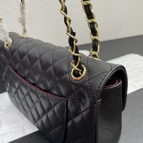 chanel Сумка через плечо из кожи цвета икры с двойным C-образным 
