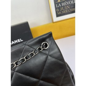 Chanel маленькая сумка из овечьей кожи через плечо, модель № 1819