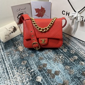 Новая сумка Chanel с крышкой Модель AS2842 Новая сумка Chanel с