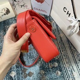 Новая сумка Chanel с крышкой Модель AS2842 Новая сумка Chanel с 