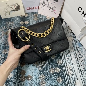 Новая сумка Chanel с крышкой Модель AS2842 Новая сумка Chanel с 
