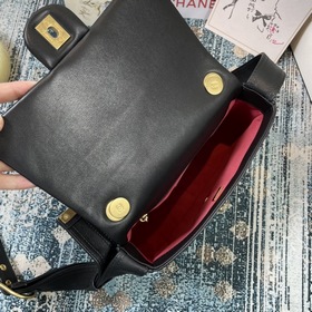 Новая сумка Chanel с крышкой Модель AS2842 Новая сумка Chanel с 
