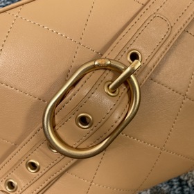 Новая сумка Chanel с крышкой Модель AS2842 Новая сумка Chanel с 