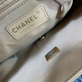 Новая сумка Chanel с крышкой Модель AS2842 Новая сумка Chanel с 
