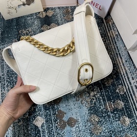 Новая сумка Chanel с крышкой Модель AS2842 Новая сумка Chanel с 