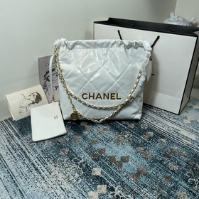 Сумка Chanel с внутренней сумкой для работы и повседневного испол