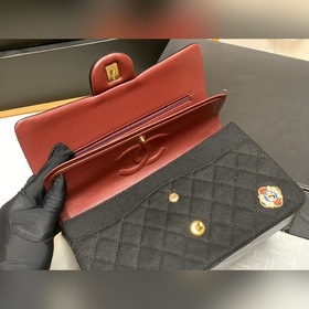 CHANEL Модель 01112 Сумка через плечо с клапаном и цепочкой Сумка