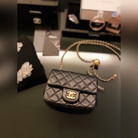 CHANEL Золотой шарик  Сумка через плечо Поддерживает глобальную