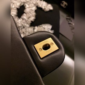 CHANEL Золотой шарик  Сумка через плечо Поддерживает глобальную 