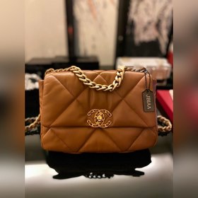 CHANEL 19 серия, карамельный, маленький  Поддерживается глобальн