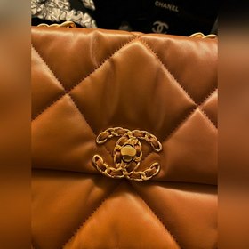 CHANEL 19 серия, карамельный, маленький  Поддерживается глобальн