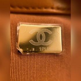 CHANEL 19 серия, карамельный, маленький  Поддерживается глобальн