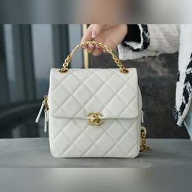 CHANEL 22P Ретро-рюкзак молочного цвета Идеальное решение для осв