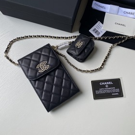 CHANEL Сумка для телефона с буквой « » из кожи первого слоя с нов
