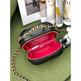 CHANEL косметичка Сумка через плечо Мне очень нравится эта малень