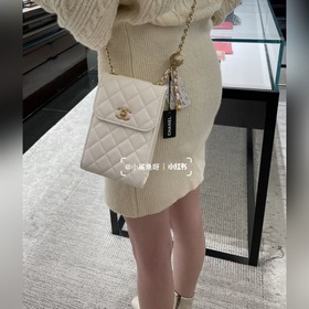 Chanel с двойным C-образным замком и регулируемой цепочкой из ове