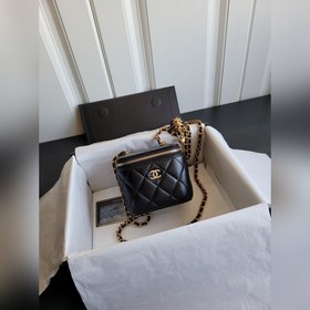 CHANEL Коробка-сумочка Изысканная и оригинальная косметичка с це