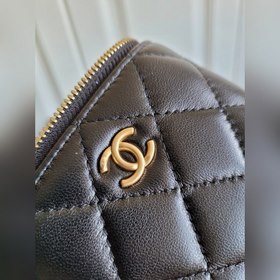 CHANEL Весенняя сумка-коробка Изысканная и оригинальная косметич