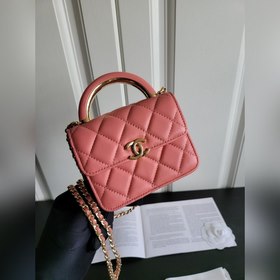 CHANEL 22a маленькая сумка с бледно-золотой застежкой Кожа ягненк