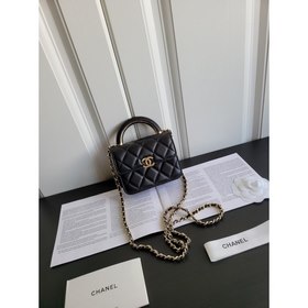 CHANEL 22a маленькая сумка с бледно-золотой застежкой Кожа ягненк