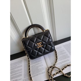 CHANEL 22a маленькая сумка с бледно-золотой застежкой Кожа ягненк