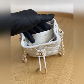 Chanel Mini Bucket Bag, модель 049950 Очень изящная и красивая су