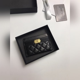 Chanel Кожаный чехол для карт Полностью из кожи, с безупречной от