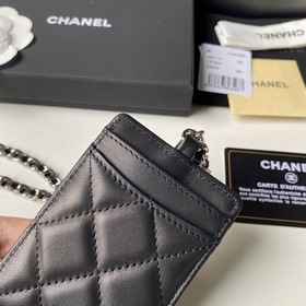 CHANEL рабочий бейдж, модель A81110 Размеры： 10,5 x 7 x 0,5 см