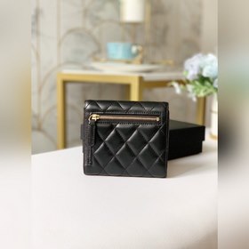Короткий кошелек Chanel, модель 049240 Нежный и гладкий материал,