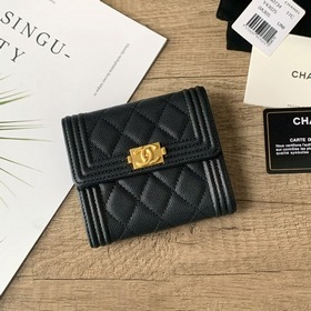 CCHANEL кошелек с тремя отделениями для купюр, модель A80734 Этот