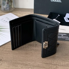 CHANEL трехслойный кошелек с карманом для купюр, модель A80734 Эт