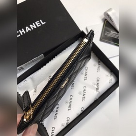 Chanel Кожаный кошелек из овечьей кожи, модель № 60084 Вмещает м