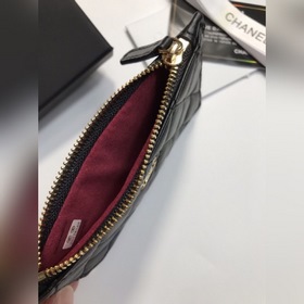 Chanel Кожаный кошелек из овечьей кожи, модель № 60084 Вмещает м