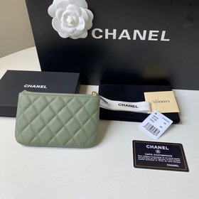 Chanel кошелек, модель A82365 Высококачественная кожа, металличес