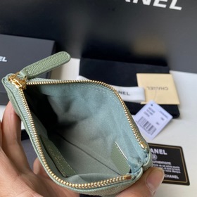 Chanel кошелек, модель A82365 Высококачественная кожа, металличес