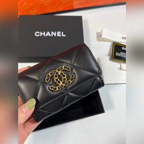 CHANEL Кошелек с большим карманом и крышкой Изготовлен из кожи ко