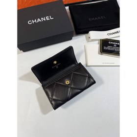 CHANEL Кошелек с большим карманом и крышкой Изготовлен из кожи ко
