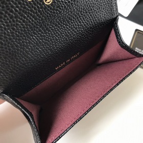 Новый кошелек CHANEL с золотой застежкой Этот кошелек для карт бо