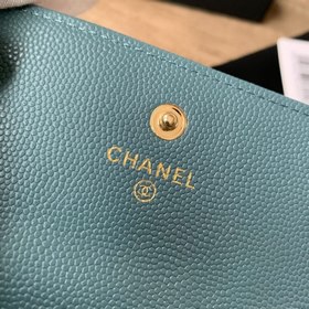 CHANEL Кошелек для кредитных карт с кожаным ремешком и стразами в