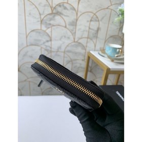 Chanel кошелек на молнии, модель 049150 Нежный и гладкий материал