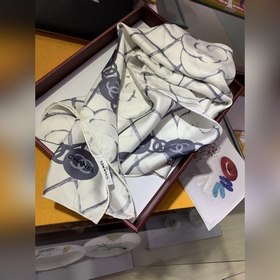 Классический шелковый платок Chanel. Высококачественный импортный