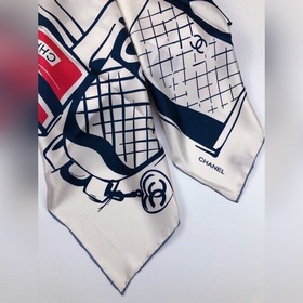 CHANEL Элегантный шелковый платок, 100% шелк высшего качества с 