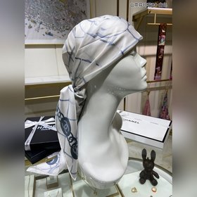 CHANEL Серенада с принтом камелии, 90% шелк, 100% шелк высшего к