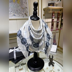 CHANEL Серенада с принтом камелии, 90% шелк, 100% шелк высшего к