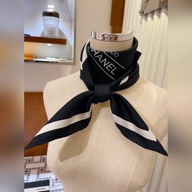 CHANEL Элегантный шелковый платок Чистый стиль Chanel, отлично с