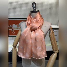 CHANEL Шелковый шарф с круглым логотипом 100% шелк высшего каче